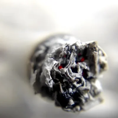 cigarette 1270516_640